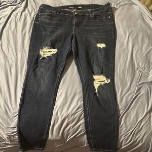 Old Navy Women’s Mid-Rise Distressed Rockstar Super Skinny Jeans